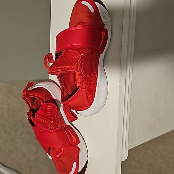 Nike gymshoe size 12 - Picture 4 of 4